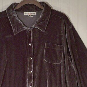 French laundry Woman, Gray Velvet Button Up Shirt, 22/24